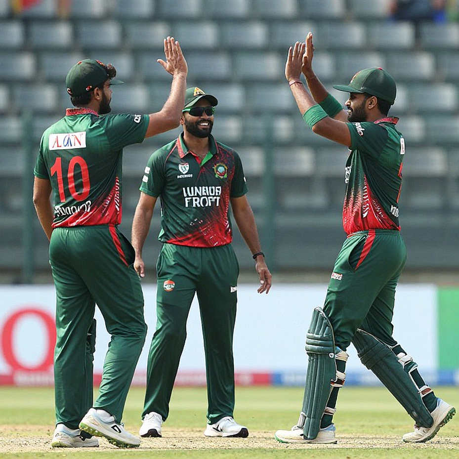 পার্সের ভেতরে ব্লকচেইন: আইপিএল নিলামের হিসাব আর মাঝের ওভারের অদৃশ্য যুদ্ধ